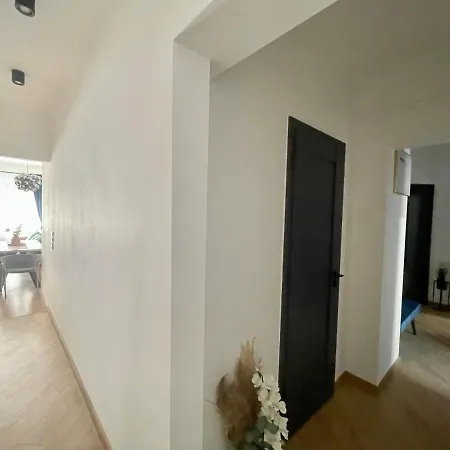 Hollan I 3bdr I 2bathr I Freeparking شقة *