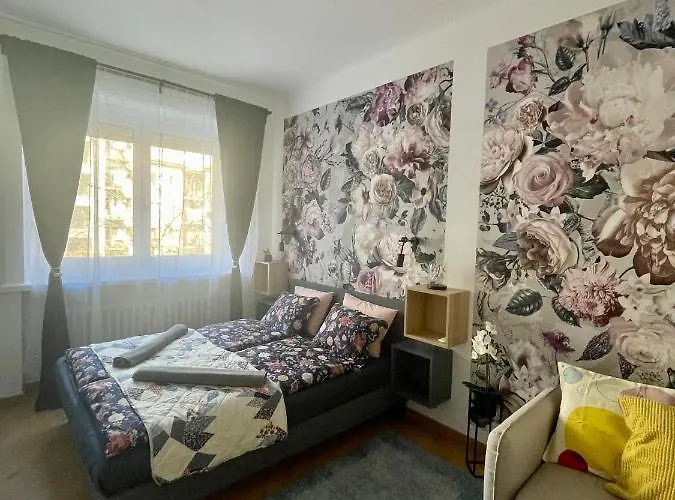 Hollan I 3bdr I 2bathr I Freeparking * Budapest