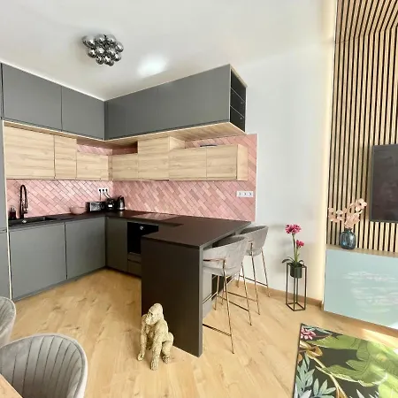 아파트 Hollan I 3bdr I 2bathr I Freeparking *