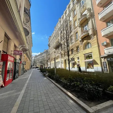 아파트 Hollan I 3bdr I 2bathr I Freeparking *